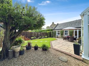 Photo 11- click for photo gallery